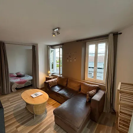 Sejour Charmant A Apartment